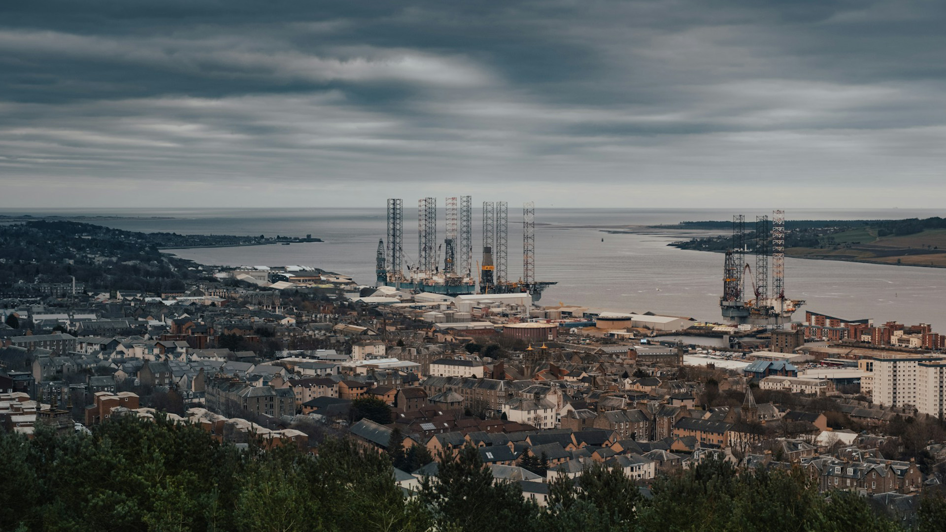 Landscape location image for Ian Fraser painters and decorators in Dundee.